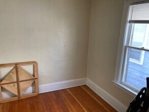 2951-51A N Fratney St in Milwaukee, WI - Foto de edificio - Building Photo