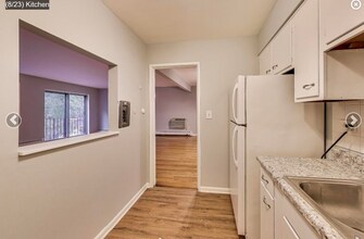 8500 Skokie Blvd in Skokie, IL - Building Photo - Building Photo