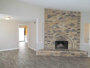 6804 Blackberry Dr in Arlington, TX - Building Photo - Building Photo