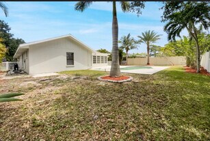 8409-8413 13th Ave NW