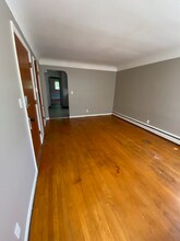 4782 Clevesdale Dr-Unit -2 in Cincinnati, OH - Building Photo - Building Photo