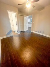 1248 Princess Ave SW-Unit -Rear in Atlanta, GA - Foto de edificio - Building Photo
