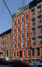 933 Garden St in Hoboken, NJ - Building Photo - Building Photo