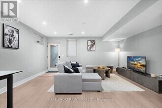 25A Mystic Ave in Toronto, ON - Building Photo - Building Photo