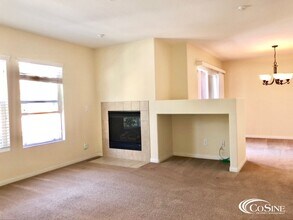 3152 Lighthouse Ridge Ln in San Diego, CA - Foto de edificio - Building Photo