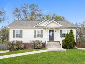 1740 Ridge Runner Ct in Clarksville, TN - Building Photo