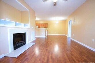 635 Marshtree Ln in Fayetteville, NC - Foto de edificio - Building Photo