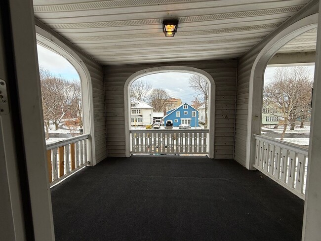 27 Carthage Dr in Rochester, NY - Building Photo - Building Photo