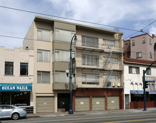 1906 Ocean Ave in San Francisco, CA - Building Photo - Building Photo