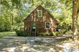 351 Dispatch Rd in Quinton, VA - Building Photo - Building Photo