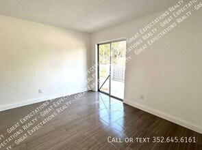 5854 SE Drew Rd in Belleview, FL - Building Photo - Building Photo