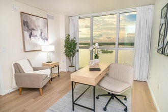 Edison Grand in Ft. Myers, FL - Building Photo - Building Photo