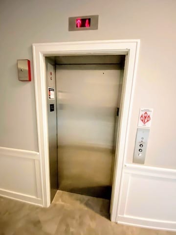 3203 N Ridgeway Ave, Unit 3 in Chicago, IL - Building Photo - Building Photo