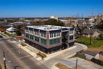 305 W 27th St, Unit 228 in Bryan, TX - Foto de edificio - Building Photo