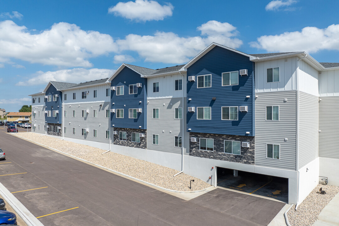 Marion Crossing Apartments in Sioux Falls, SD - Building Photo