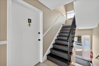 2630 Hope Ave in Maplewood, MO - Building Photo - Building Photo