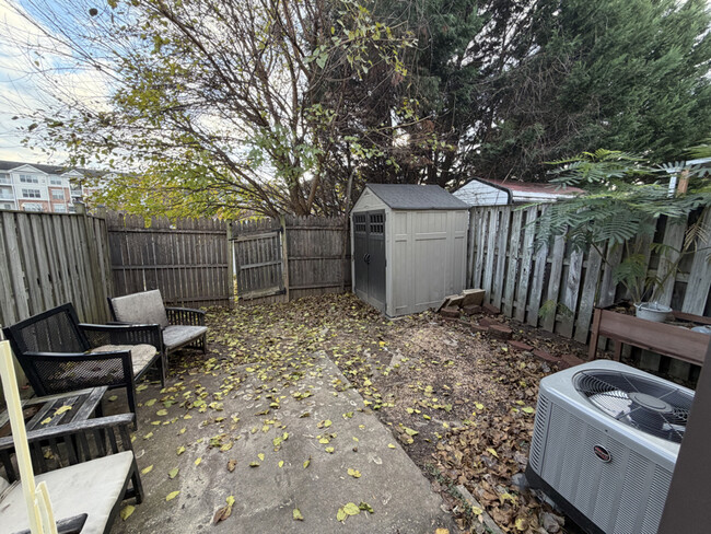 10813 Daisy Ct in Manassas, VA - Building Photo - Building Photo