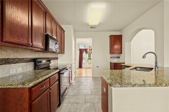 309 Lone Star Blvd in Hutto, TX - Building Photo - Building Photo