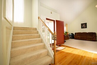 4956 Tinderbox Cir in Manlius, NY - Building Photo - Building Photo