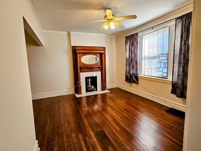 6942 S Dante Ave in Chicago, IL - Foto de edificio - Building Photo