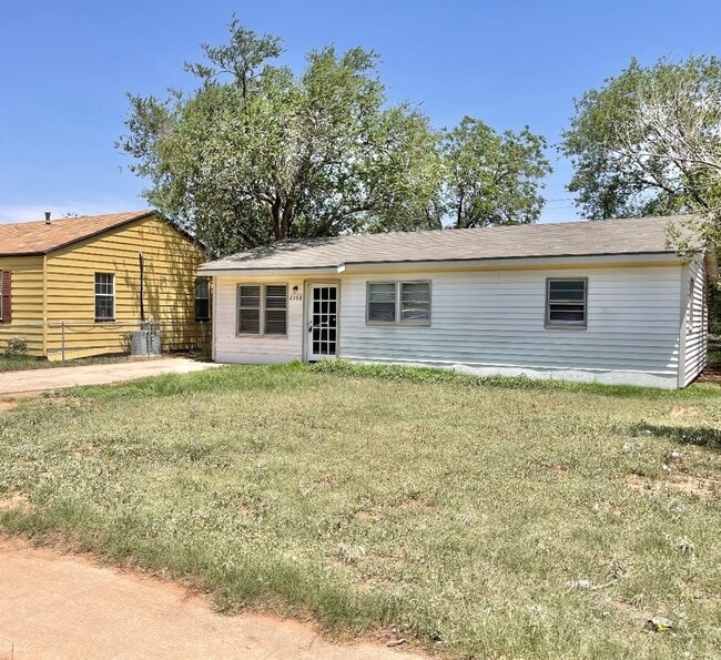 2908 2nd Pl in Lubbock, TX - Building Photo - Building Photo