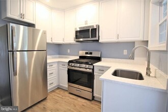 1220 Oronoco St in Alexandria, VA - Building Photo - Building Photo