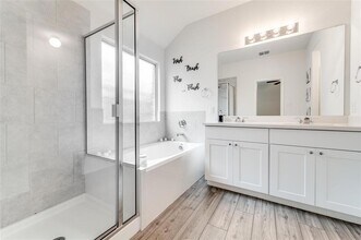 2337 Copal Dr in Aubrey, TX - Building Photo - Building Photo