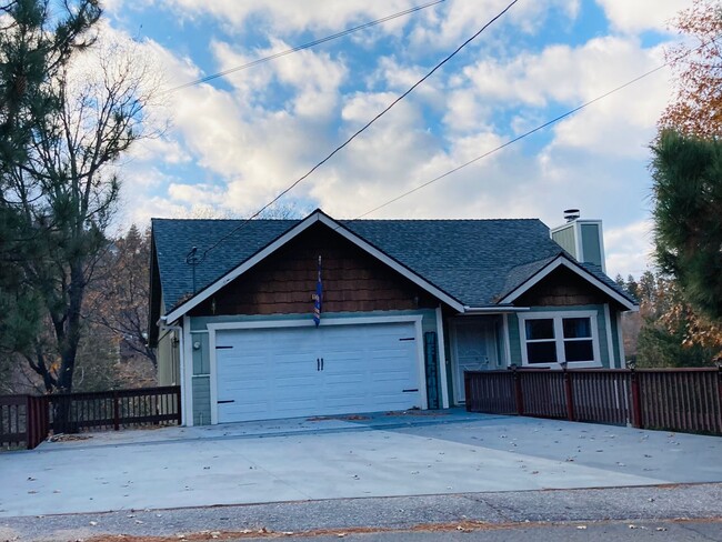 property at 1302 Calgary Dr