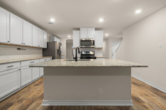 13314 Whisper Bnd in San Antonio, TX - Building Photo - Building Photo