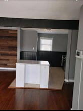 7011 Roberts Ct in University City, MO - Building Photo - Building Photo