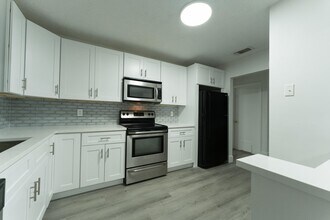 1181 SW Sarto Ln in Port St. Lucie, FL - Building Photo - Building Photo