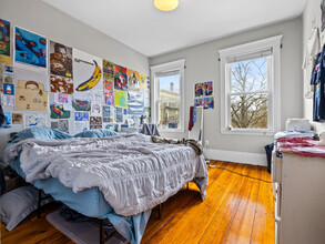 368 Broadway, Unit #2L in Cambridge, MA - Building Photo - Building Photo