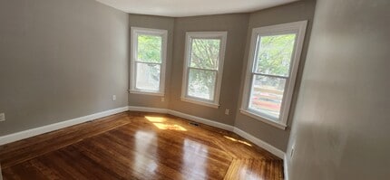 413 Winthrop Ave, Unit 1 in New Haven, CT - Building Photo - Building Photo