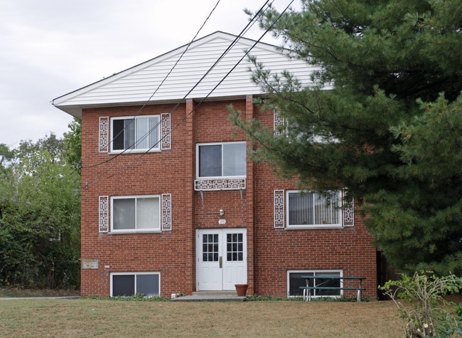 25 E North St in Cincinnati, OH - Building Photo - Building Photo