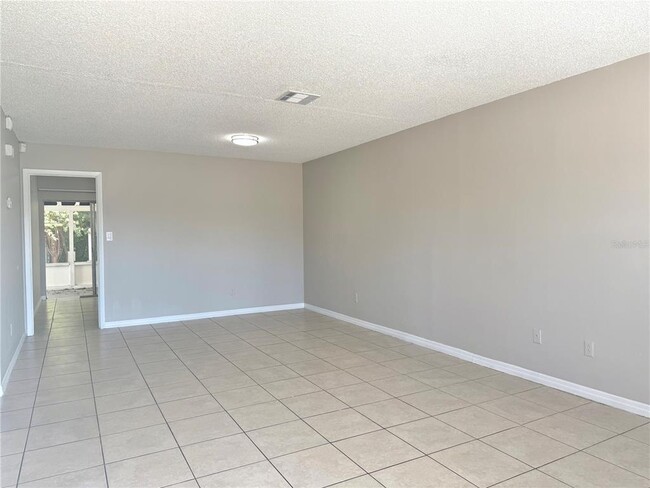 701 Quail Hollow Dr in Orlando, FL - Building Photo - Building Photo