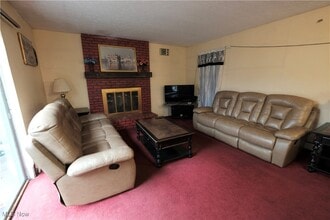 22560 Libby Rd in Bedford Heights, OH - Building Photo - Building Photo