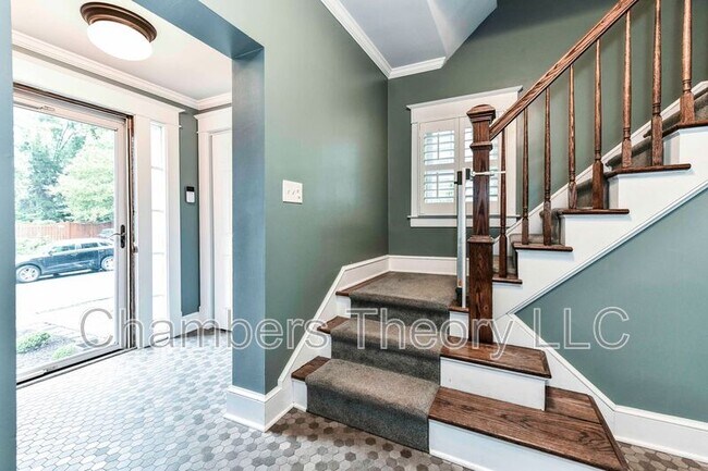 209 W Myrtle St in Alexandria, VA - Building Photo - Building Photo