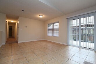 6948 Spanish Trail in Pensacola, FL - Building Photo - Building Photo