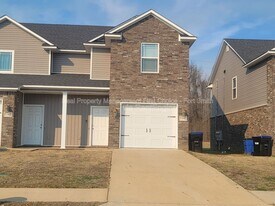 2100 Ingalls Ln in Alma, AR - Building Photo