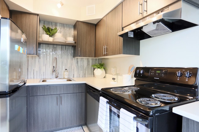 Park Plaza in Portland, OR - Building Photo - Interior Photo