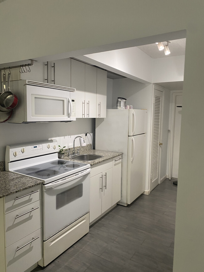 property at 638 NW 13th St