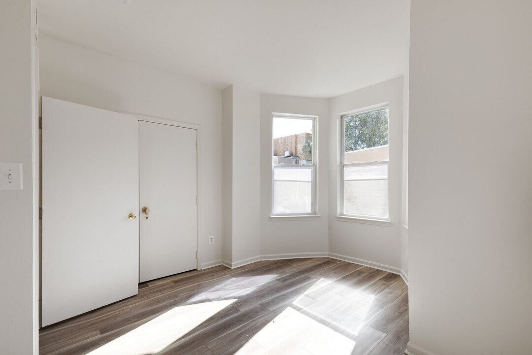 4106 Ogden St-Unit -A in Philadelphia, PA - Building Photo