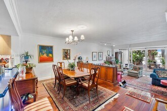 4905 SW 71st Pl in Miami, FL - Building Photo - Building Photo