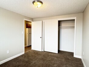 Live On South Federal in Denver, CO - Foto de edificio - Building Photo