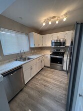 716 Liberty Village Dr in Florissant, MO - Building Photo - Building Photo