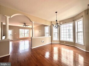 16645 Reservoir Loop in Dumfries, VA - Building Photo - Building Photo