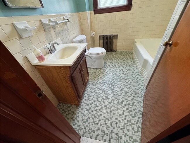 43 Westerly Ave in Providence, RI - Building Photo - Building Photo