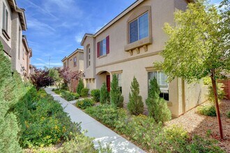 9615 Volk Ave in Las Vegas, NV - Building Photo - Building Photo