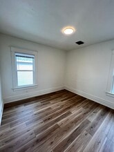 835 Waugoo Ave in Oshkosh, WI - Building Photo - Building Photo