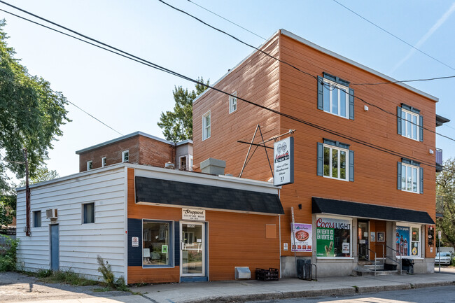 1575 De Meulles Rue in Québec, QC - Building Photo - Building Photo